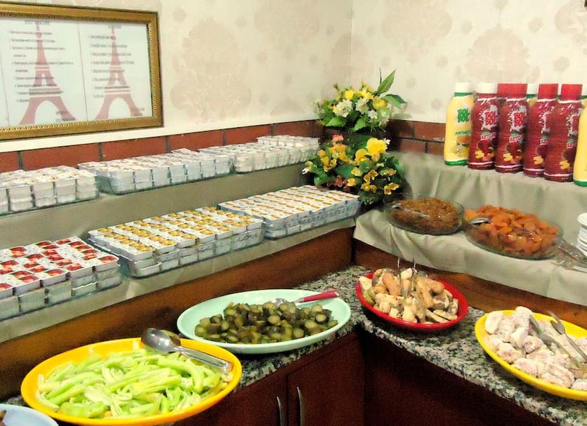 Buffet Photo