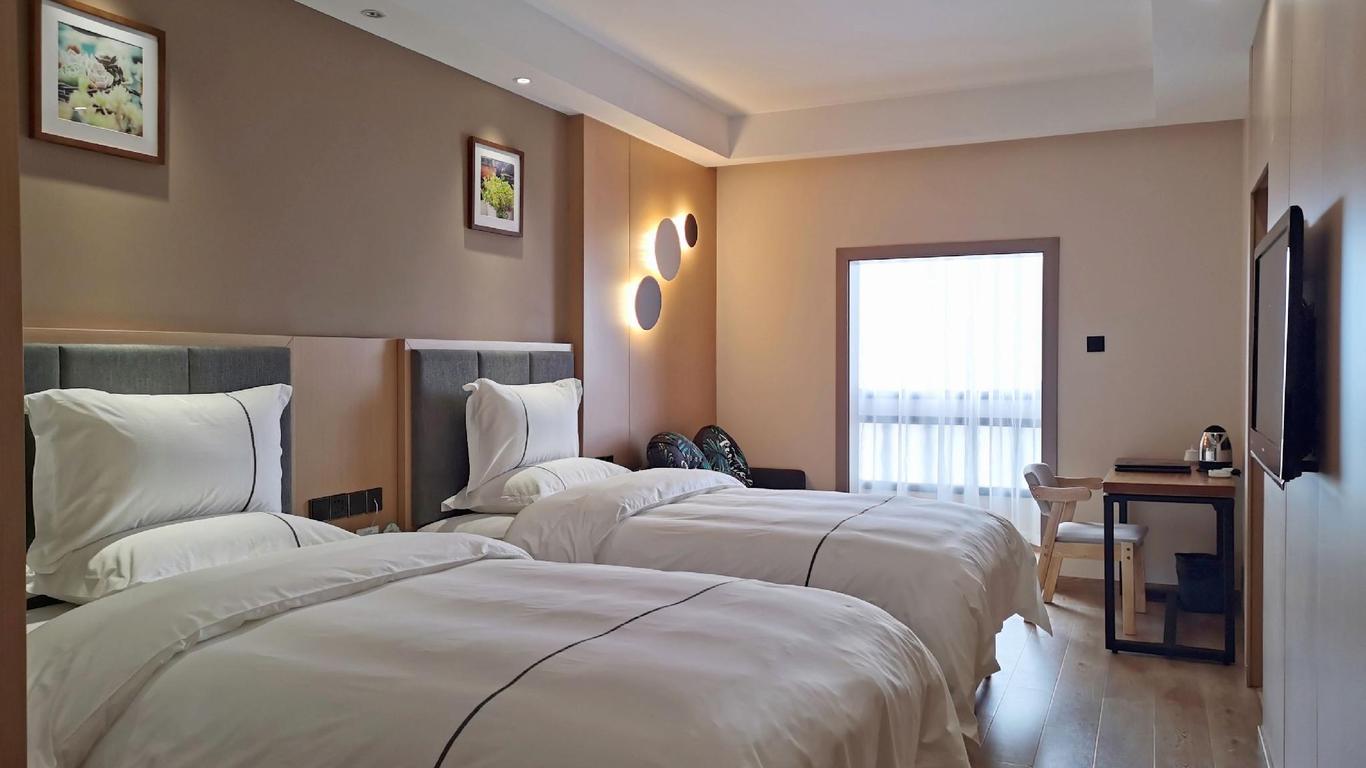 South Garden Hotel