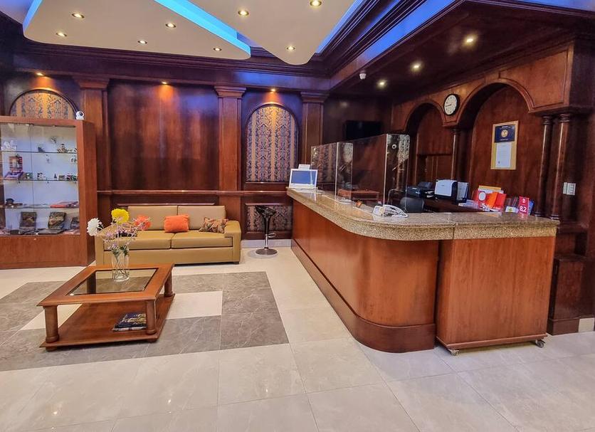 Front desk Photo