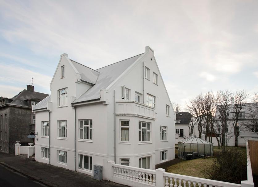 Building Photo