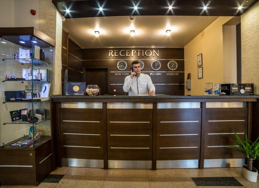 Front desk Photo