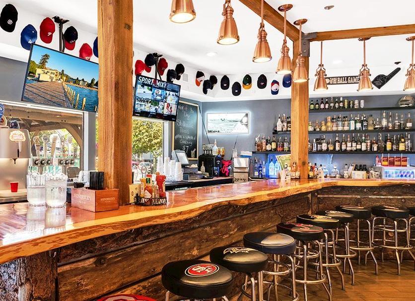 Bar Photo