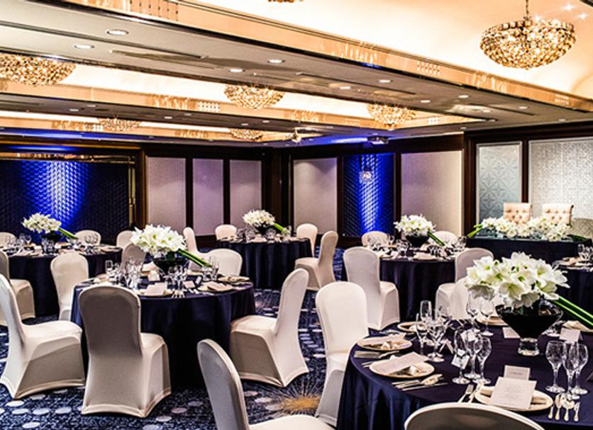 Banquet hall Photo